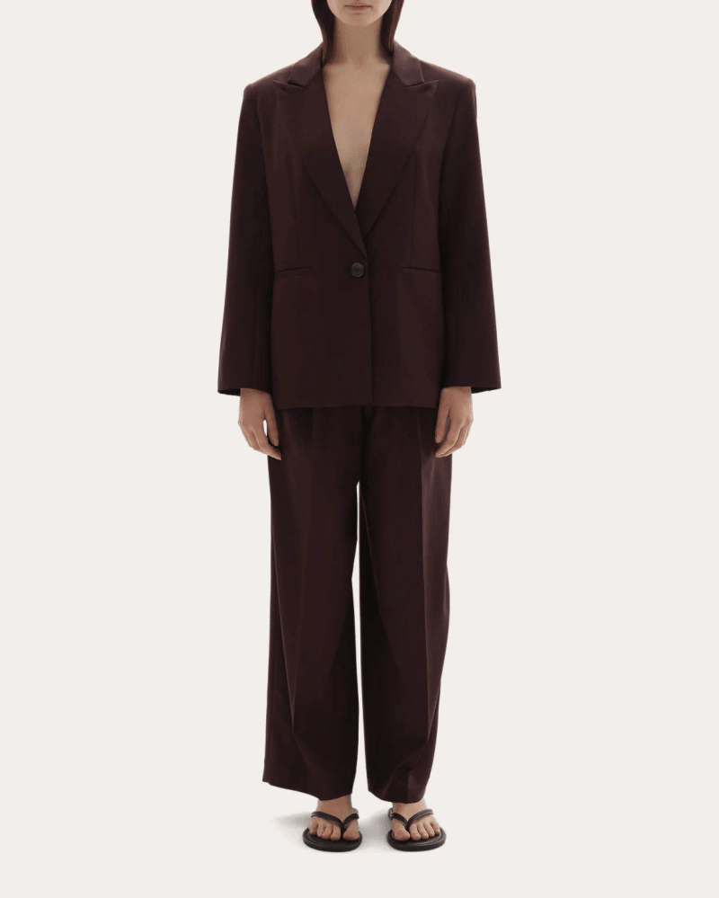 JOAEN Women's Ila Wool Peaked Lapel Blazer in Purple Wool/Viscose
