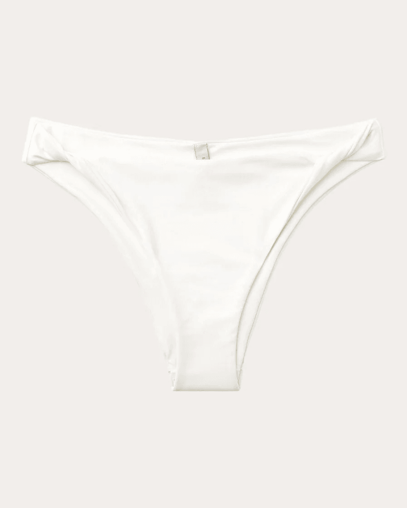 Seaquelle Swim Women's Twisted Mid-Rise Bikini Bottoms in White Elastane/Polyamide