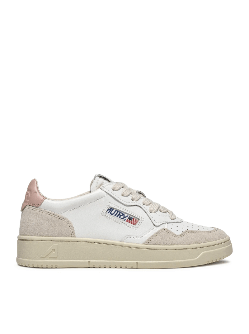 MEDALIST LOW SNEAKERS IN WHITE AND POWDER LEATHER AND BEIGE SUEDE - Autry - Woman