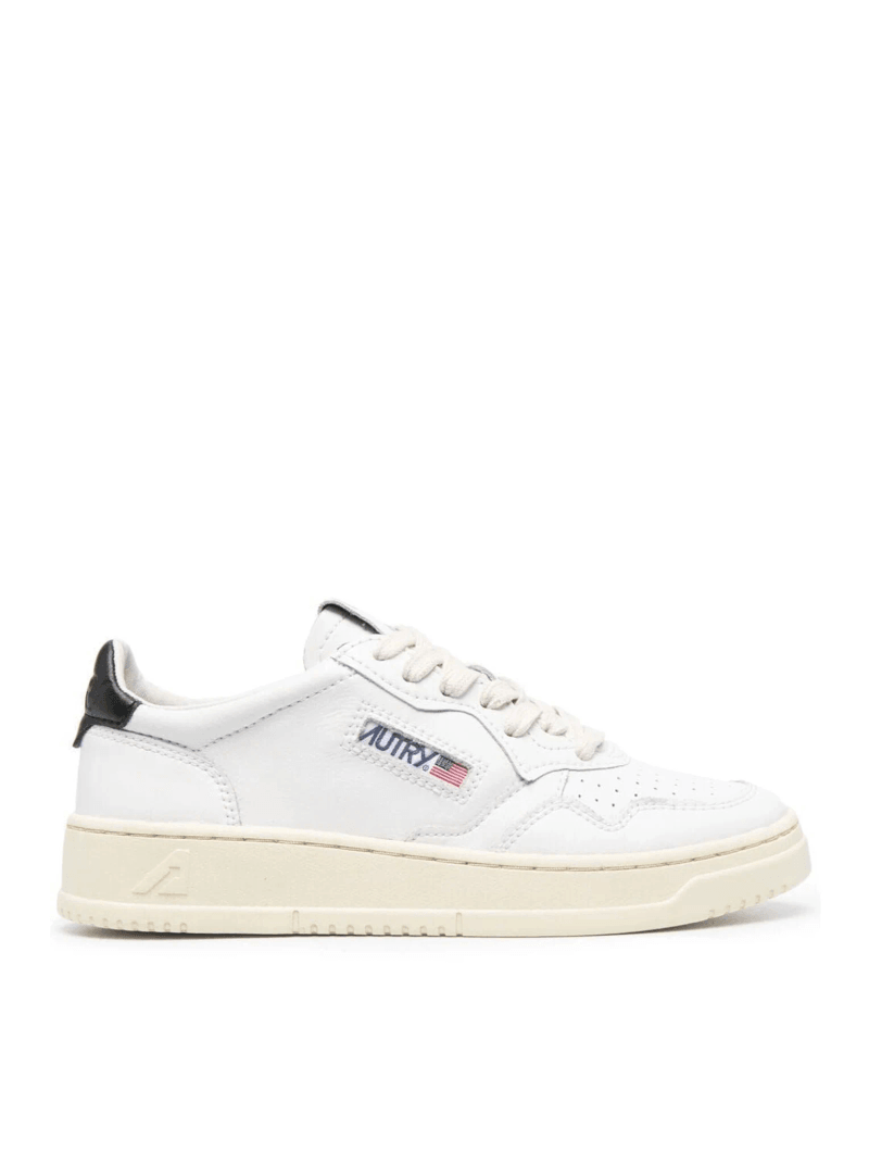SNEAKERS MEDALIST LOW IN PELLE BIANCA - Autry - Woman