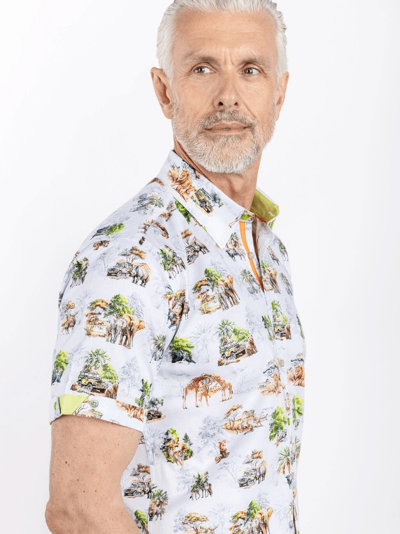SAFARI ANIMAL PRINT SHORT SLEEVE SHIRT