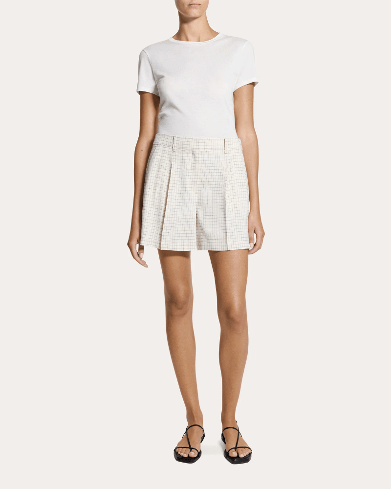 Theory Women's Check Linen-Blend Pleated Shorts in White Linen/Viscose/Elastane